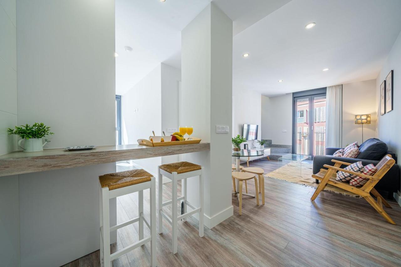 Old Town Pool & Parking Apartment *