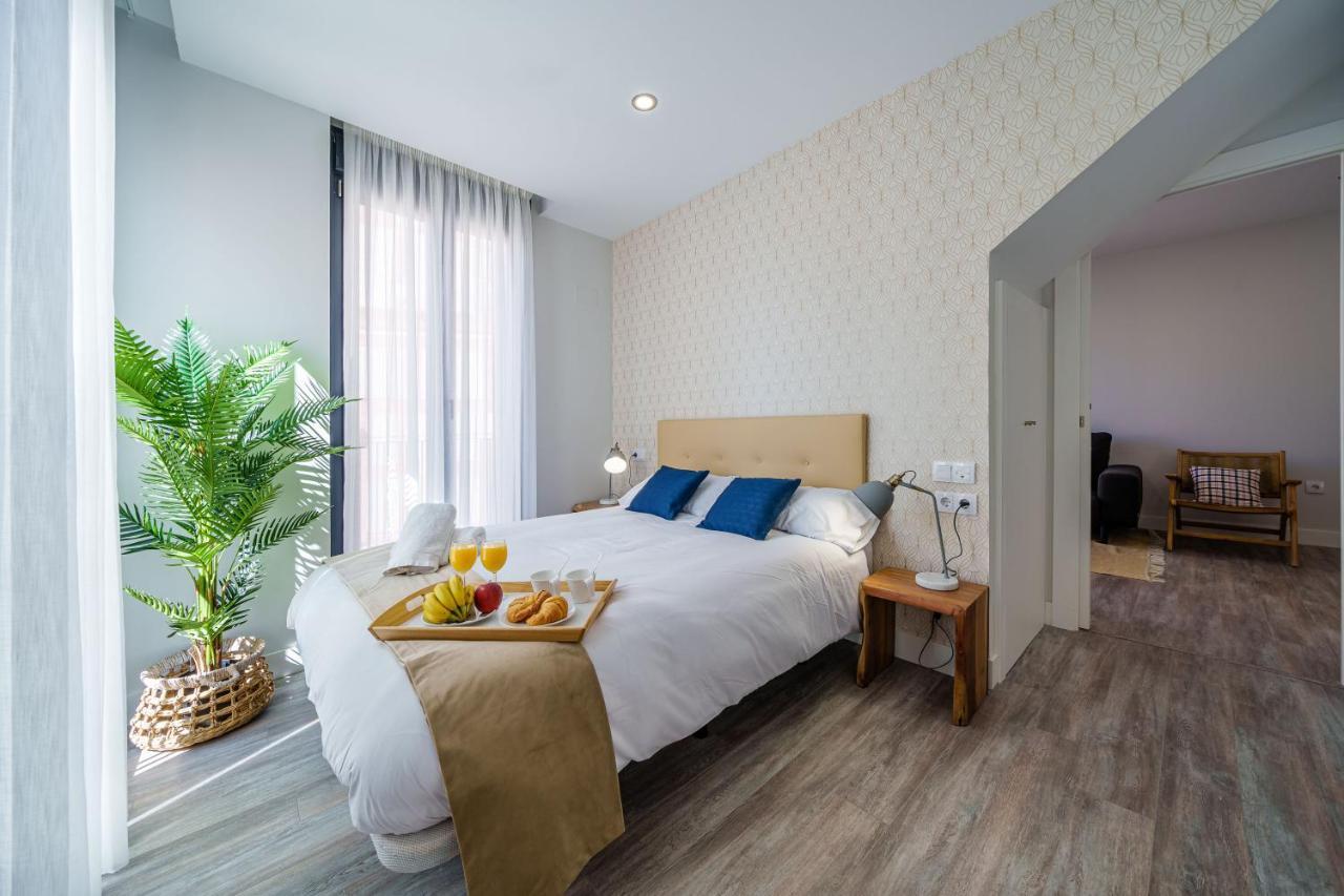 Old Town Pool & Parking Apartment *